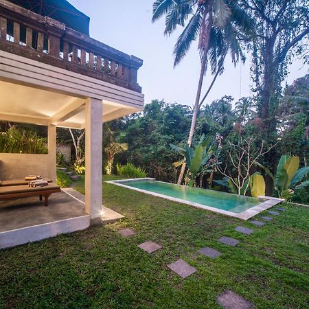 Casa Priya Ubud Villa Exterior photo