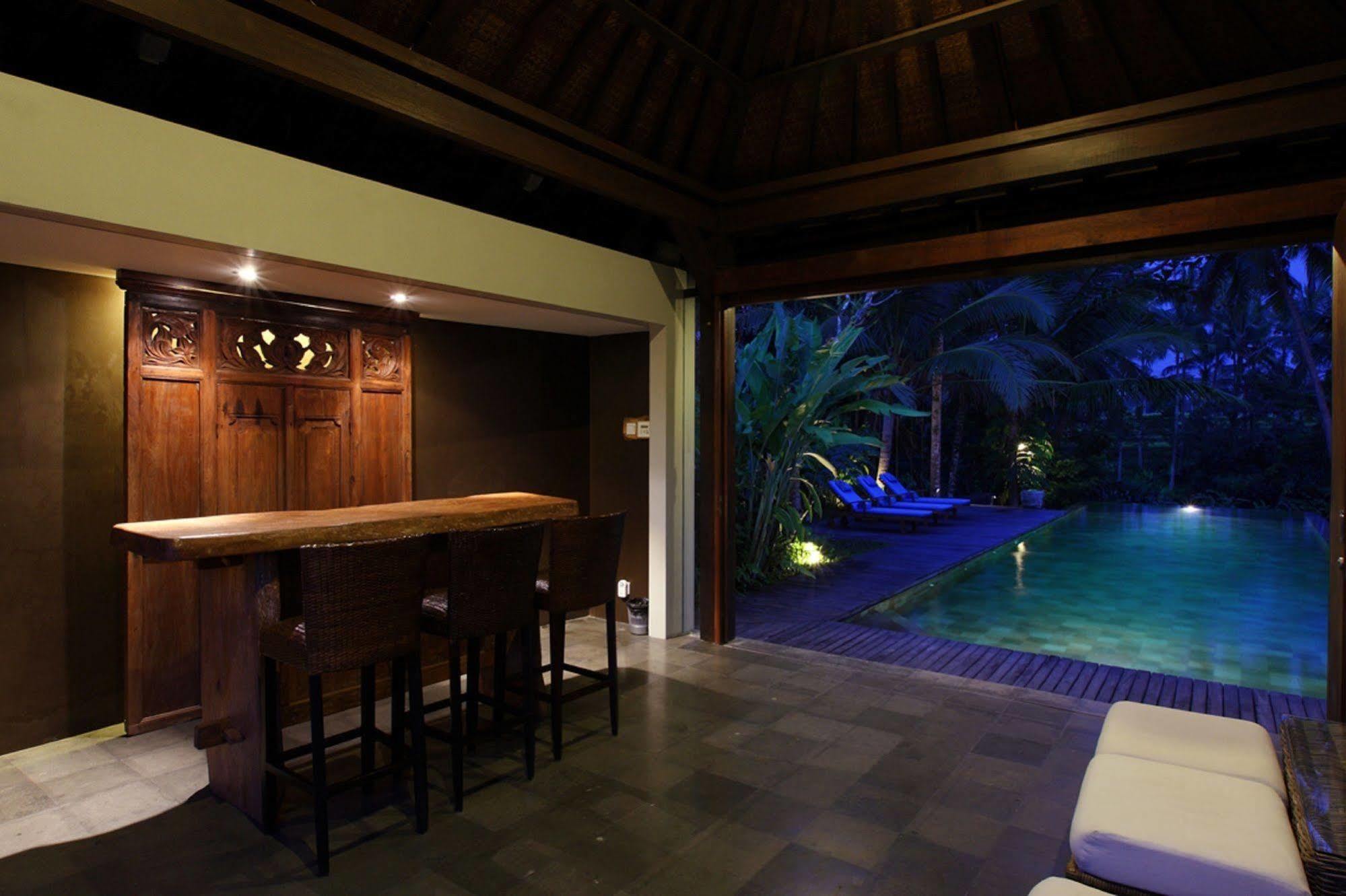 Casa Priya Ubud Villa Exterior photo